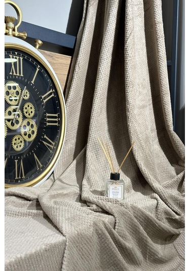 Elegance Pelüş Kaymaz Tabanlı Koltuk Örtüsü 170x215 Cm Cappucino Cappucino