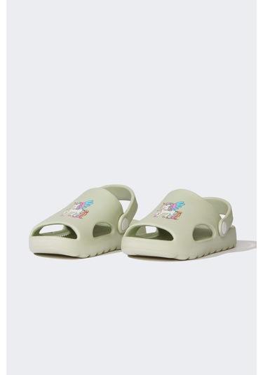 DeFacto Kız Çocuk Düz Taban Eva Terlik E3341A525SMGN200 Yeşil DeFacto Kız Çocuk Düz Taban Eva Terlik E3341A525SMGN200 Yeşil