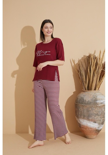Lukitus Kısa Kollu İnce Triko Desenli Kadın Pijama Takımı Bordo