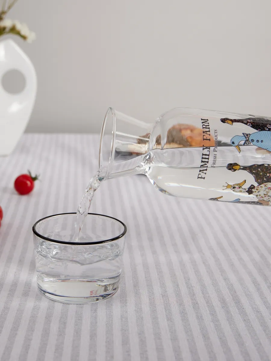 Lefard Kapaklı Ve Bardaklı Su Sürahisası "family Farm" 700 Ml 170418078