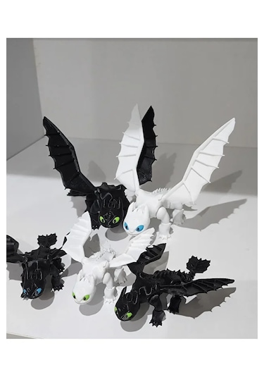 Hayat Ve Sanat Ejderhanı Nasıl Eğitirsin Dişsiz & Işığın Öfkesi /3 Adet Yavru Aile Seti /5 Adet Hareketli Ejderha