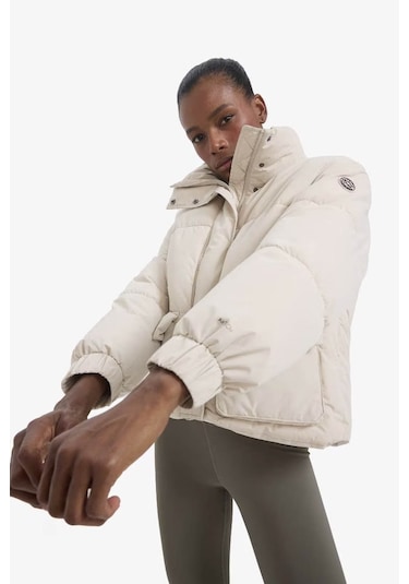 Defacto Su Geçirmez Oversize Fit Çıtçıtlı Şişme Bej Kadın Mont E9266ax/bg779 Bej Defacto Su Geçirmez Oversize Fit Çıtçıtlı Şişme Bej Kadın Mont E9266ax/bg779 Bej