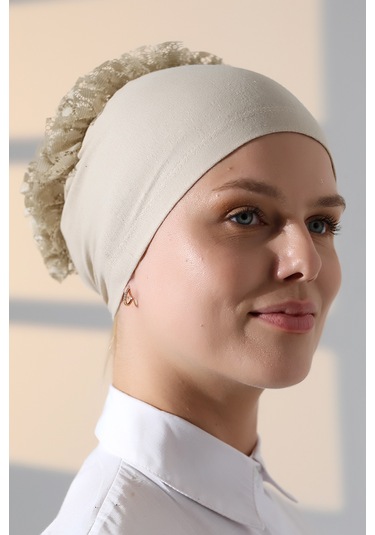 Kadın Fırfırlı Güpürlü Tesettür Topuz Bone - Krem Krem