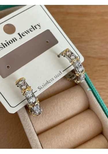 Kadın Çelik Gümüş Renk X Model 1.sınıf Zirkon Taşlı Vip Halka Küp