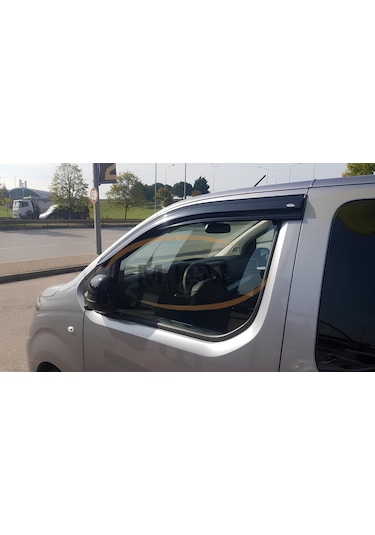 Opel Zafira Life 2019 Ön Mugen Cam Rüzgarlığı