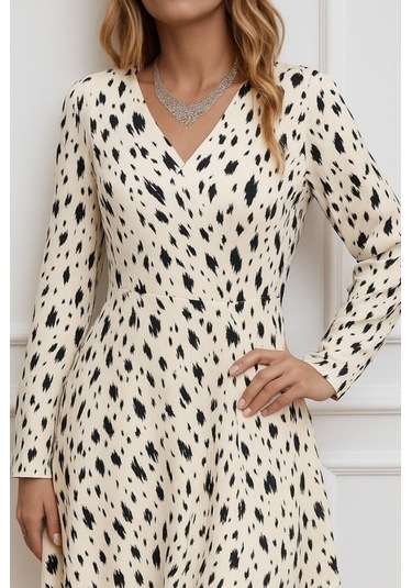 Tua Moda Kadın Uzun Kollu V Yakalı Desenli Kısa Keten Elbise Bej
