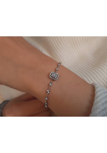 Sirius Işıltı Efektli Baget Pırlanta Su Yolu Bileklik 0847B0002