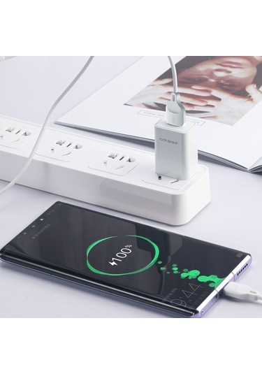 Rock Space Z15 Type-C Şarj Ve Data Aktarım Kablosu 1Mt 2A-Siyah