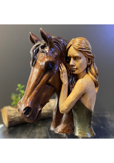Kadın Ve At Büst Dekoratif Biblo