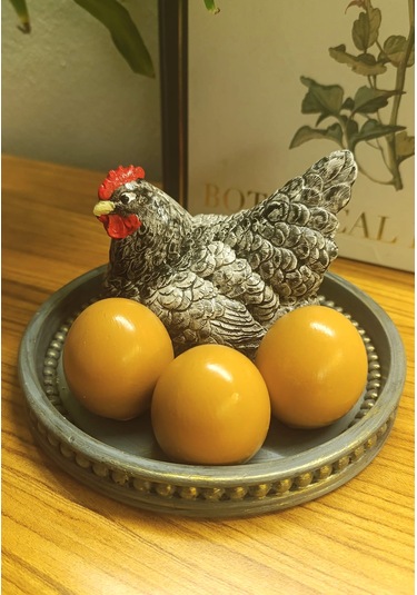 Artepieza Dekoratif Tavuk Ve Yumurtalar Tepsili Biblo Set - Bereket Ve Bolluk Temalı Gri Tavuk Figürü 1 Adet