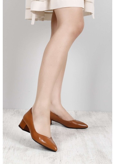 Gönderi R Kadın Taba Antik Kısa Kalın Topuklu Hakiki Deri Ayakkabı Gdza13425172 Taba