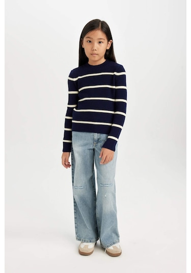 DeFacto Kız Çocuk Lacivert Çizgili Fitted Bisiklet Yaka Triko Kazak D1392A824WNNV241 Lacivert DeFacto Kız Çocuk Lacivert Çizgili Fitted Bisiklet Yaka Triko Kazak D1392A824WNNV241 Lacivert
