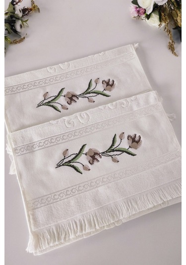 Kanaviçe Nakışlı Güllü Kadife El Yüz Havlusu - 50x90 Cm- Krem Krem Krem