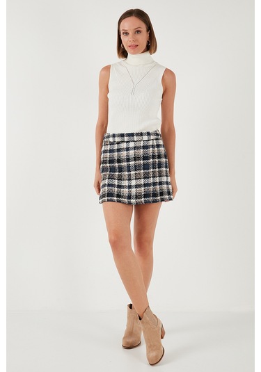 Lela Pamuk Karışımlı Regular Fit Kışlık Bayan Şort Etek 61100015 Ekru-Lacivert