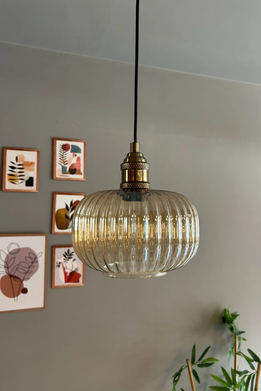 Mola Cam Bal Rengi Tekli Avize Lale Başlık Retro Sarkıt Lamba Restoran Salon Aydınlatma Bal