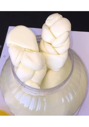 Velioğlu Şavak Tam Yağlı Salamura İnek Örgü Peyniri 3 KG