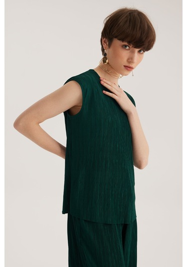 Yeşil Yuvarlak Yaka Kolsuz Pliseli Bluz Desenli