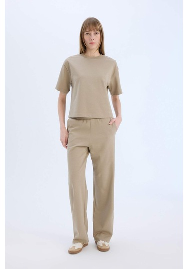 DeFacto Wide Leg Geniş Paça Eşofman Altı Beli Lastikli Cepli Basic Düz D3759AX25SPBG129 DeFacto Wide Leg Geniş Paça Eşofman Altı Beli Lastikli Cepli Basic Düz D3759AX25SPBG129