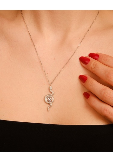 Gümüş Renkli Zirkon Taşlı Yılan Kararmaz Çelik Takı Kadın Kolye