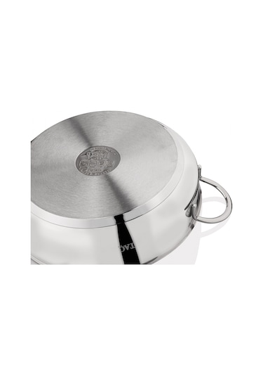 Taç Funda Basık Çelik Tencere 28 Cm