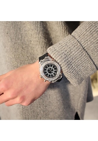 Yingfu Siyah Moda Taklidi Led Işıklı Kadın Spor Dijital Kol Saati Diğer