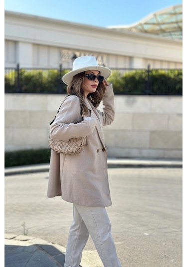 Kadın Krem Astarlı, Kruvaze Ceket Yaka, Tek Düğme, Rahat Kalıp, Fitilli Kaşe Kumaş Kaban Krem