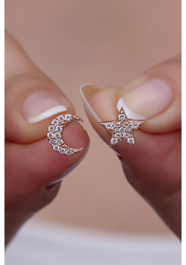 Nereze 925 Ayar Gümüş Minik Ay Yıldız Model Küpe