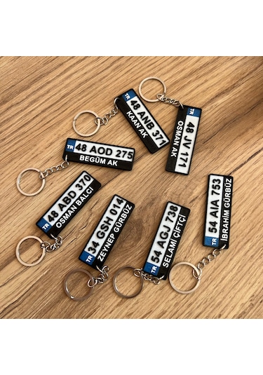 Kişiye Özel Plaka Anahtarlık - İsimli Ve Plakalı Araç Anahtarlığı