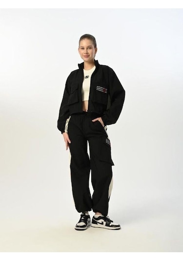 Kız Çocuk Paraşüt Kumaş Cepli Crop Ceket Pantolon Takım-15517 Siyah