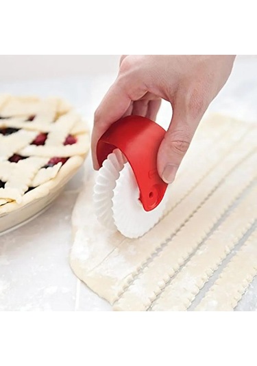 Youmex Pastane Aletleri: İki Desenli Taneli Ve Telli Pasta Kenar Dekoratörü, Plastik Malzeme, Yıkama Kolay, Hamur Şekillendirici Kırmızı, Beyaz