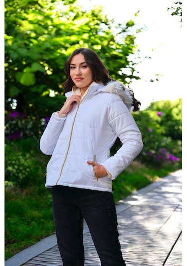 Barbora Kışlık Kürklü Kapüşonlu Şişme Kadın Mont Beyaz