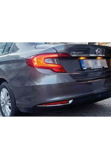 Fıat Egea 2015 Arka Reflektör Çerçevesi 2 Prç. P.çelik