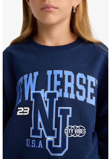 Defacto Kız Çocuk Relax Fit Bisiklet Yaka Baskılı Sweatshirt E8894a825aunv241 Lacivert