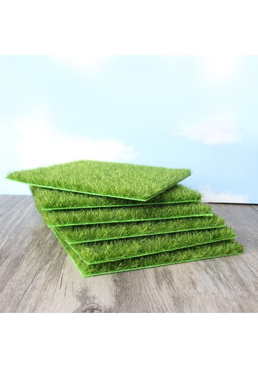 Sones Küçük Çim Mikro Peyzaj Yeşil Çim Peyzajının Simülasyonu, Boyut: 15 X 15 Cm