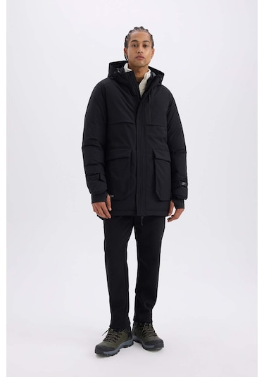 DeFactoFit Su İtici Regular Fit Kapüşonlu Su Geçirmez Parka C6065AX24WNBK81 DeFactoFit Su İtici Regular Fit Kapüşonlu Su Geçirmez Parka C6065AX24WNBK81