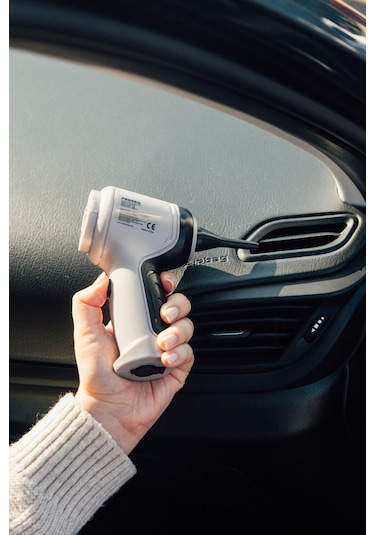 Mini Beyaz Güçlü Emiş Üfleme Özellikli Ev Araç Kablosuz Şarjlı El Süpürgesi 2in1