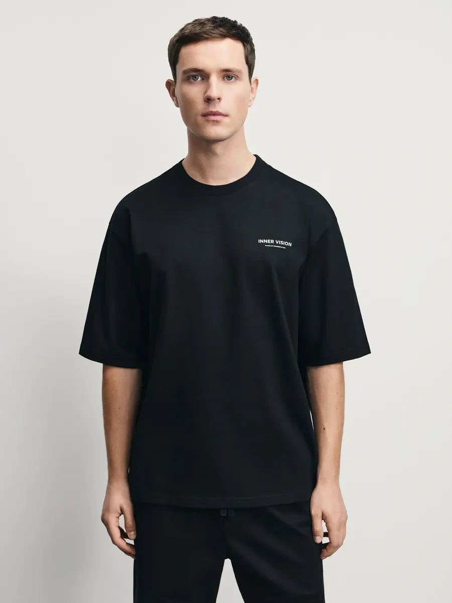 Zarına Göğüs Baskılı Tişört 418735233 Siyah