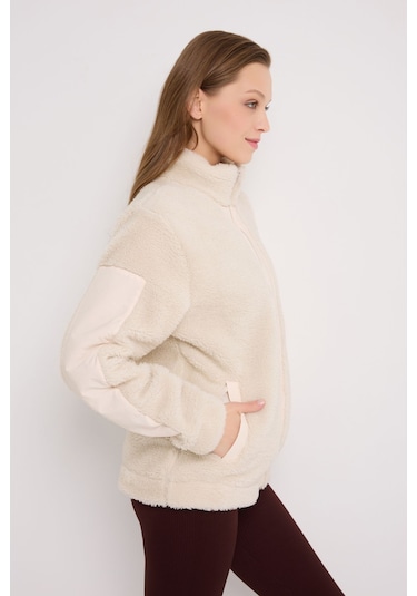 Kadın Ekru Peluş Rüzgar Geçirmez Welsoft Çift Cepli Kışlık Mont Ekru
