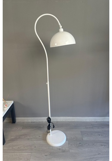 Beyaz Lambader Modern Dekoratif Metal Oturma Odası Çalışma Odası Zemin Lambası 6956 Beyaz