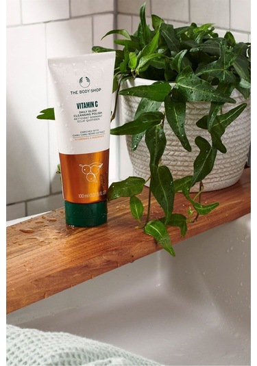 The Body Shop Vitamin C Arındırıcı Peeling 100 Ml