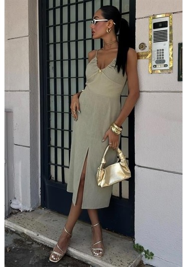 Göğsü Aksesuarlı Önü Yırtmaçlı Elbise 2899 Çağla