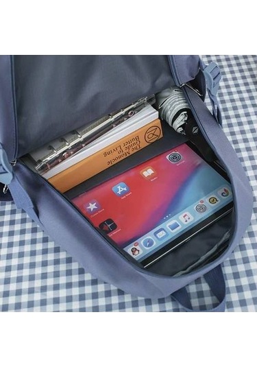 Şık Ve Pratik 4 Parçalı Okul Çantası Seti, Ergonomik Sırt Çantası İle Rahat Taşıma Siyah