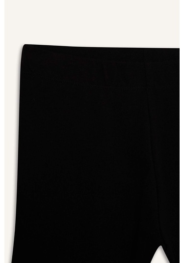 DeFacto Kız Çocuk Kısa Boy Tayt B5591A825SMBK81 Siyah DeFacto Kız Çocuk Kısa Boy Tayt B5591A825SMBK81 Siyah
