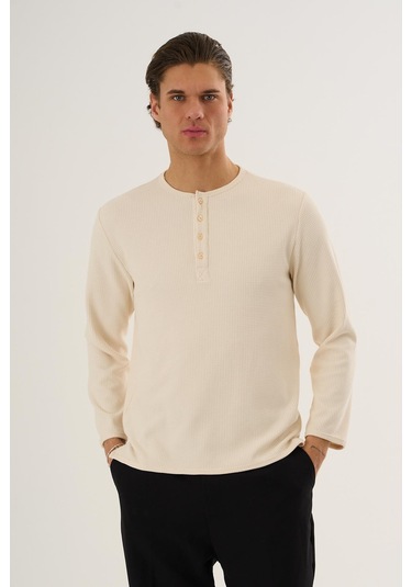 Waffle Kumaş Düğmeli Yaka Uzun Kollu Sweatshirt Ekru