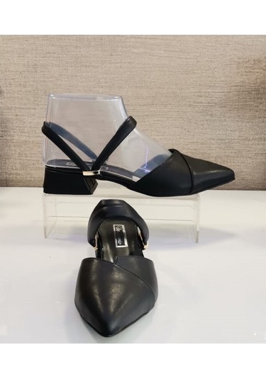 De Scarıo 582 Kadın Kısa Topuklu Arka Açık Ayakkabı Siyah