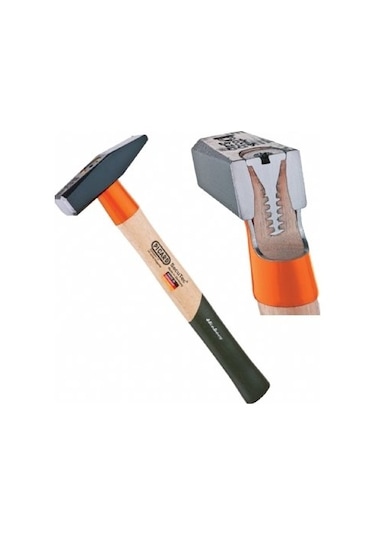 Ağaç Saplı Çekiç 1500Gr