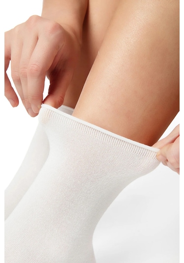 Bambu Kaydırmaz Taban Silikon Baskı Hac Umre Tavaf Hamile Diyabet Pilates Yoga Lastiksiz Çorap 3'lü Beyaz