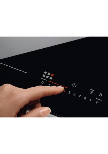 Electrolux EIV9467 Ankastre Ocak Siyah