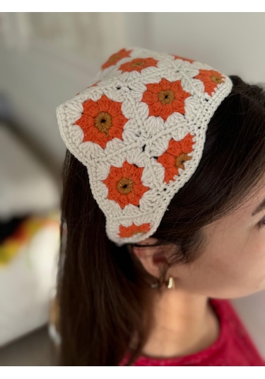 Kadın El Örgüsü Üçgen Bandana Saç Aksesuarı Beyaz-renkli