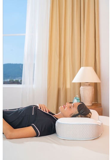 Visco Luna Boyun Destekli Ortopedik Visko Yastık 67 36 12cm Beyaz